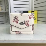 コーチ財布コピー